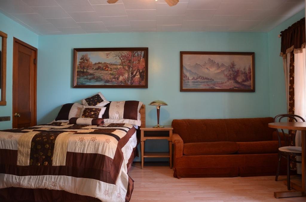 ويسكونسن الوديان Deer Trail Motel الغرفة الصورة