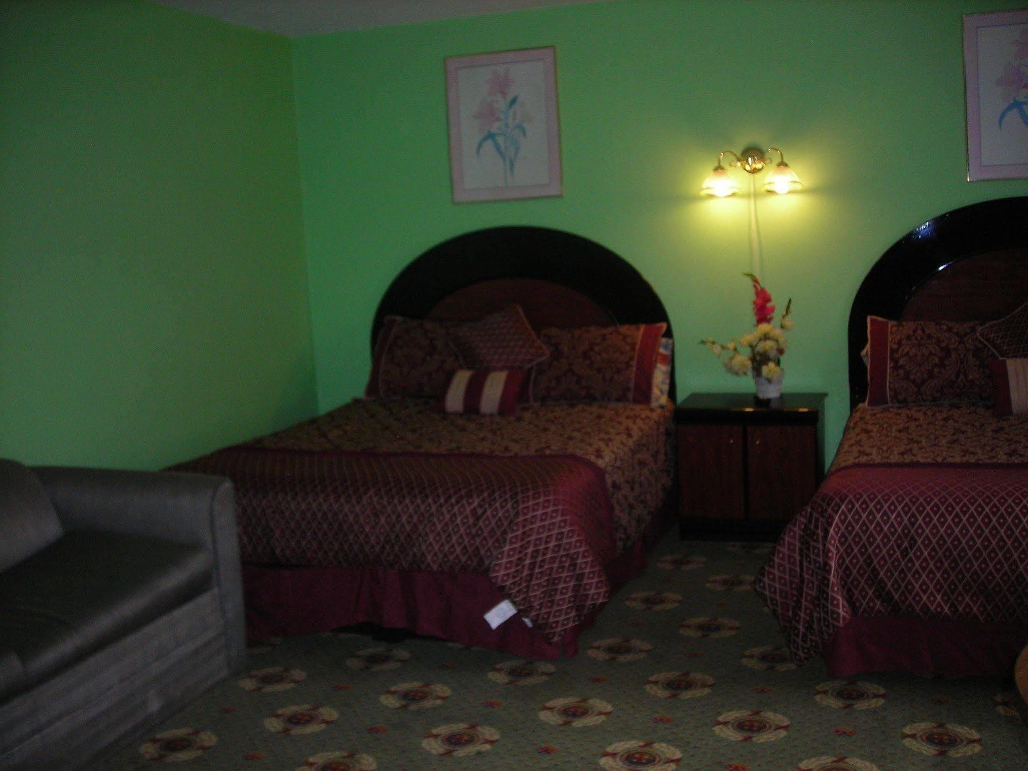 ويسكونسن الوديان Deer Trail Motel المظهر الخارجي الصورة
